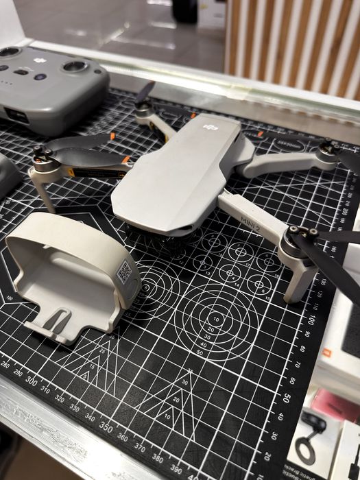 Dji mini 2 в хорошем состоянии