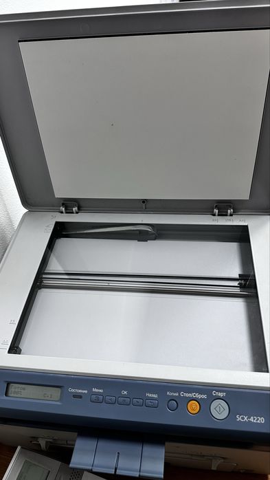 МФУ Samsung SCX-4220