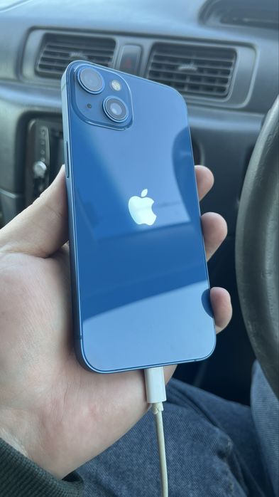 Продам айфон 13 256 гб