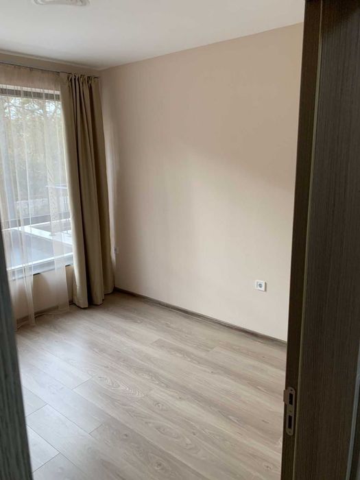 Тристаен апартамент в Центъра