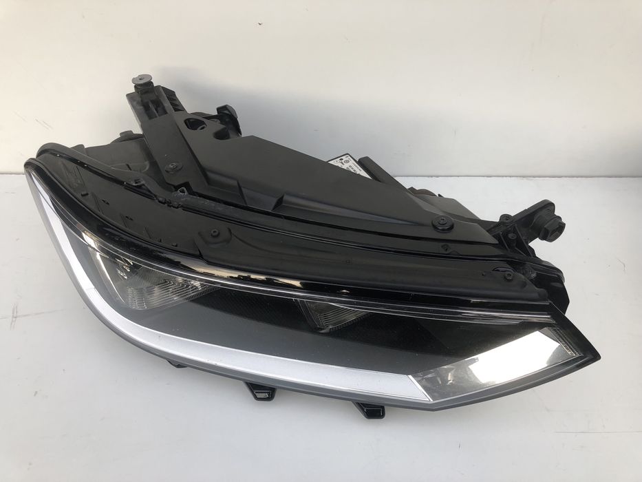 Far st /dr vw Passat B8 2015-2018