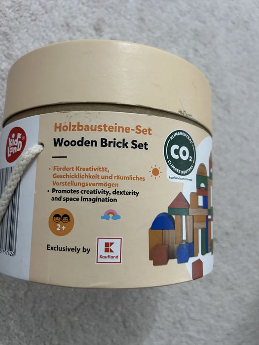 Jucarii din lemn - cuburi de construit la galetusa
