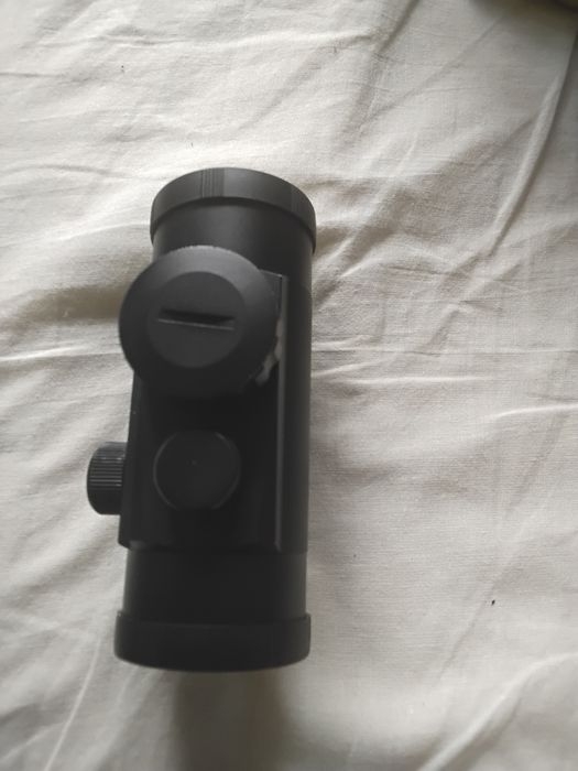 Luneta 1×40 mm,sina reglabila 12-20mm,punct rosu-verde,nouă