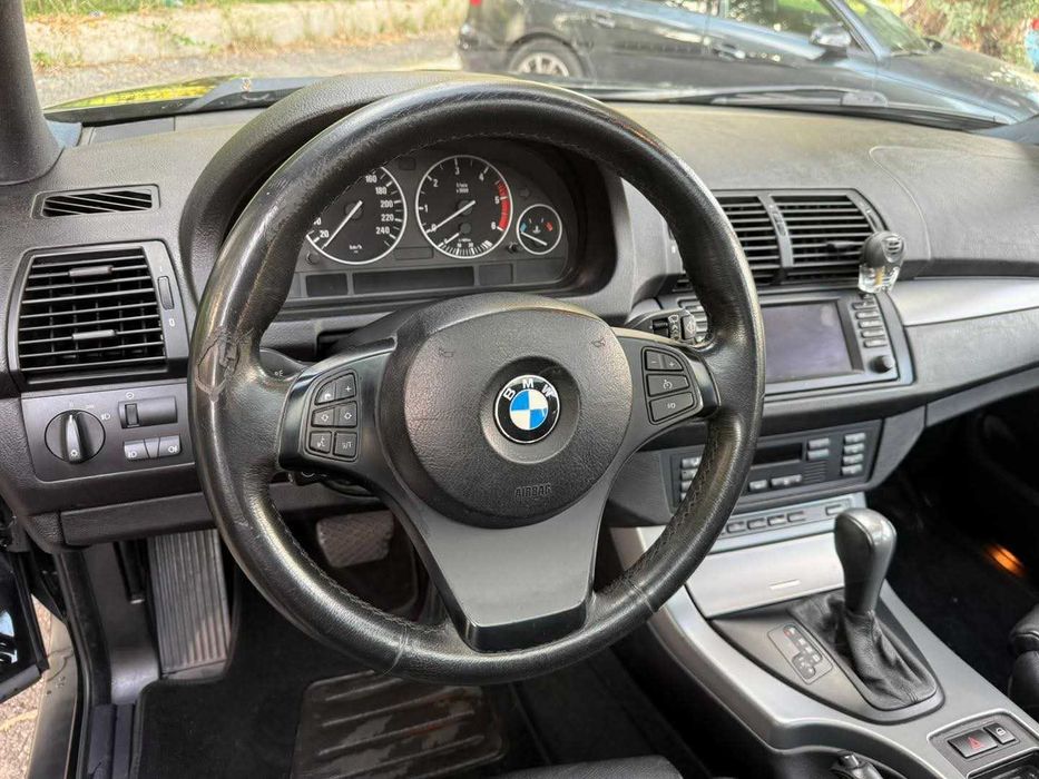 BMW X5 E53 2005г