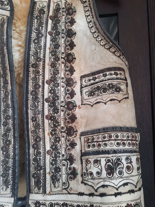 Pieptar cojoc laibar traditional  Sibiu