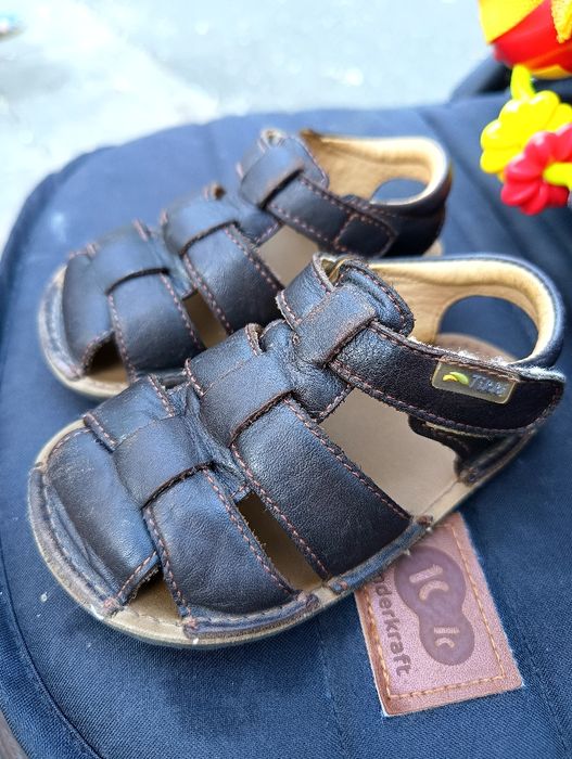 Сандали Tikki Lasta