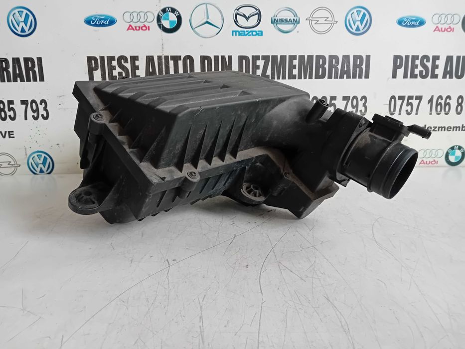 Carcasa Filtru Aer Debitmetru Aer Vw Passat B8 Golf 7 1.6 Tdi Motor DCX Cod 5Q0129607AE 04L906461B