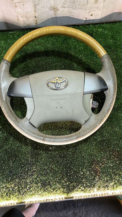 Привозной руль Toyota Estima 2008
