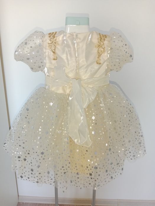 Нарядное платье 3000тг