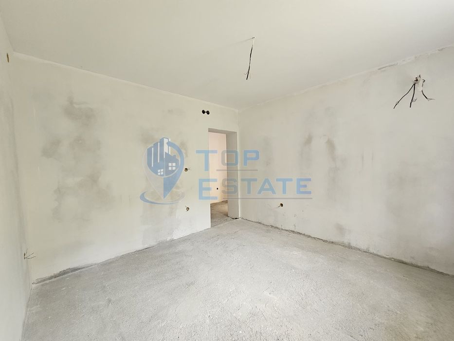 Продава се Четиристаен апартамент в Велико Търново, Асенов - 90 кв.м за 1109 €/кв.м - Снимка #5