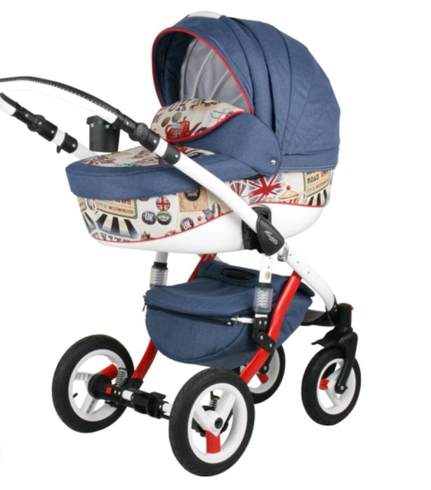 Коляска три в одном