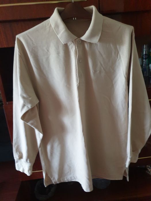 Продаются две рубашки поло.