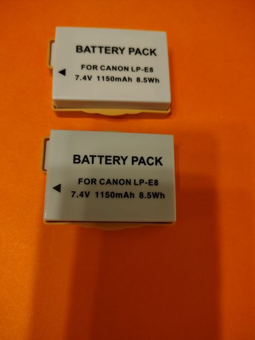 Set 2 Acumulatori Canon LP-E8 (7.4V, 1150mAh) – Pentru Canon 550D, 600D, 650D, 700D