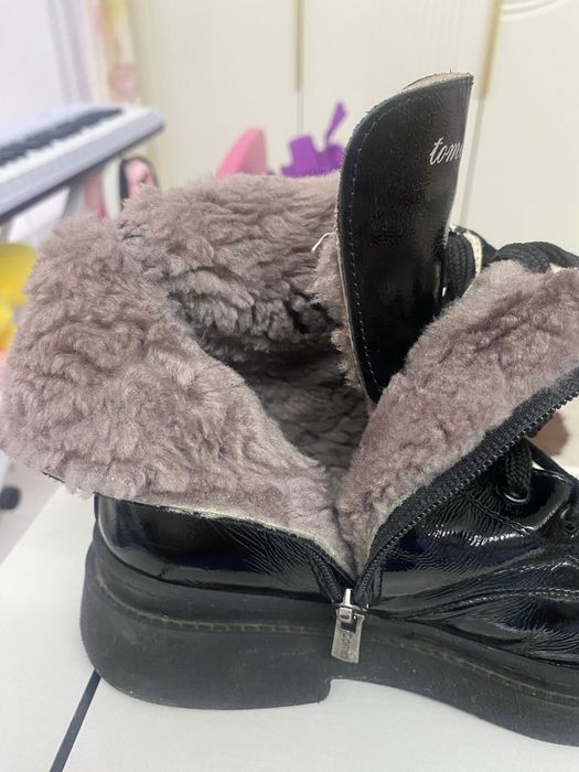 Продам детские зимние сапоги