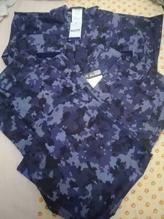 Ținută si tricouri forțele navale