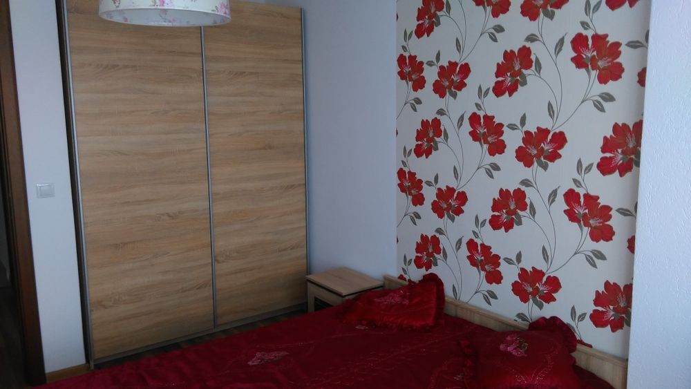 Apartament de închiriat  ,liber din 5 iulie.Ap cu 2 camere utilat si mobilat.etajul 7 .De preferință persoane singure fără animal de companie