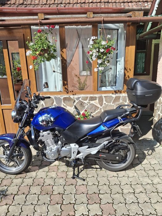 Honda cbf 500  anul fab.2004