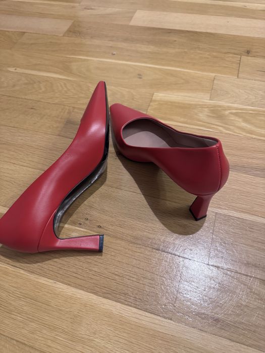 Pantofi Pollini 37