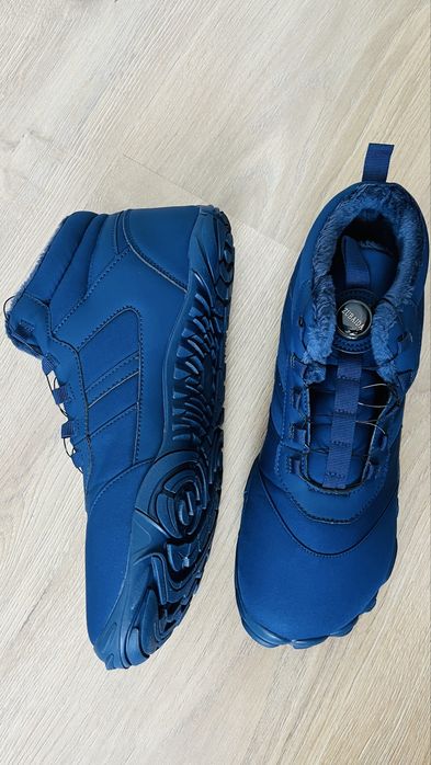 Продам демисезонные мужские ботинки