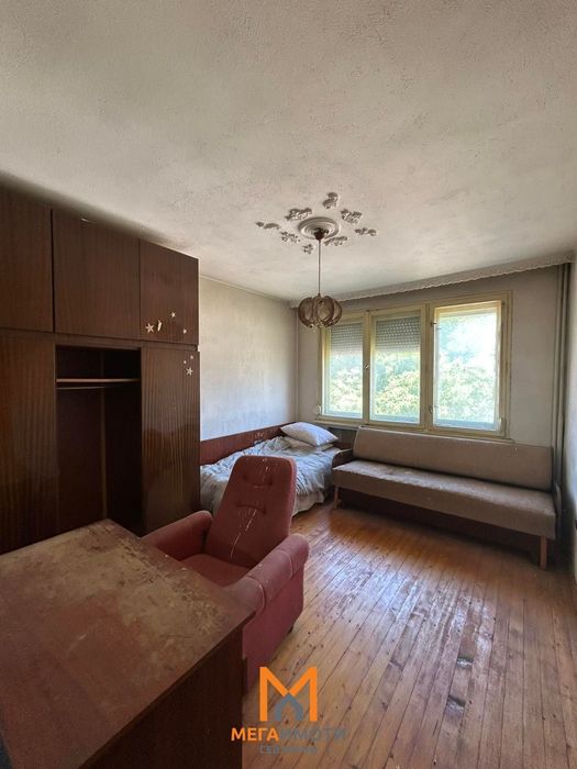 Продажба 3-стаен гр. Севлиево - гр. Севлиево 94m²
