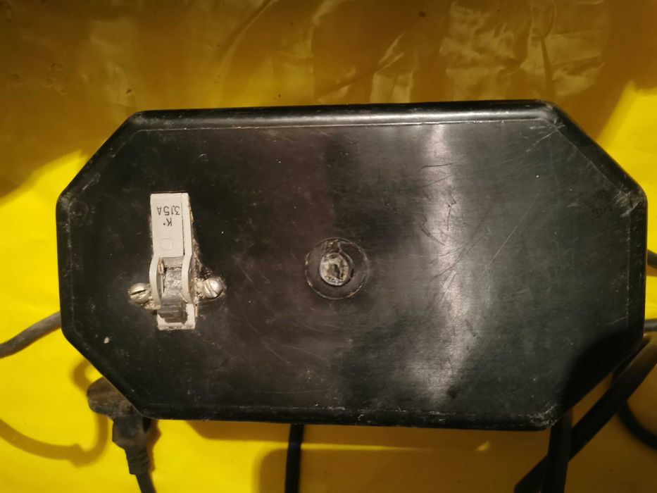 Moară electrica cereale și leguminoase