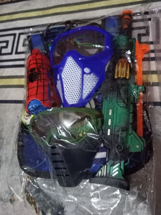 Продам много игрушек