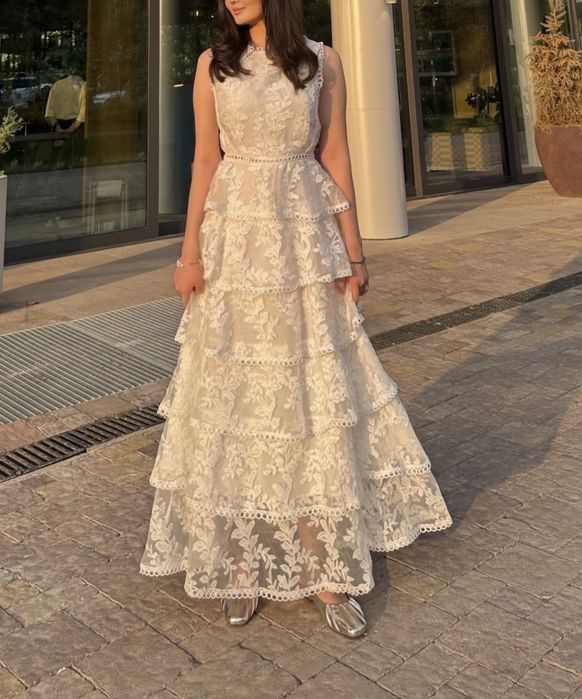 Пышное белое платье