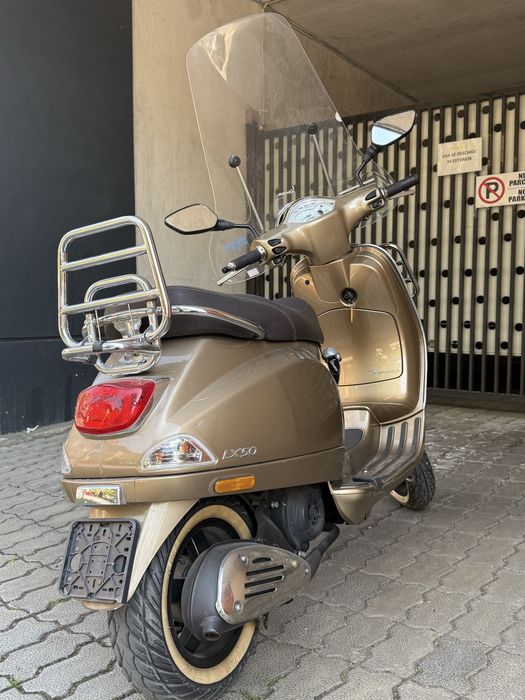 Vespa Touring Gold