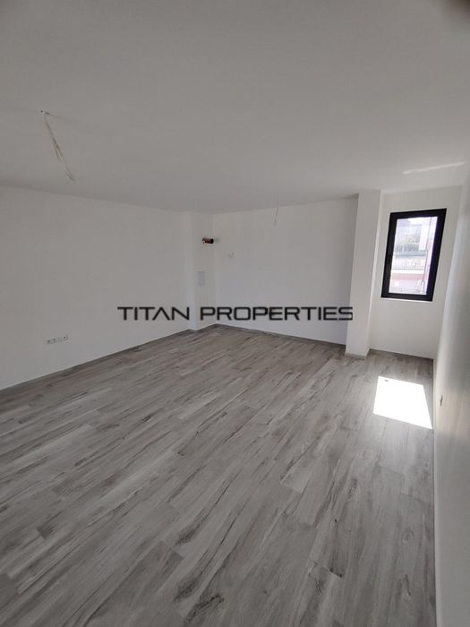 Продава се Двустаен апартамент в Бургас, Долно Езерово - 76 кв.м за 2000 €/кв.м - Снимка #1