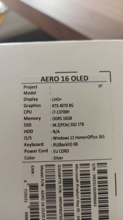 Gigabyte AERO 16 BSF-73KZ994SO (i7-13700H, 64GB, 1Tb, 4070, 4k, OLED)