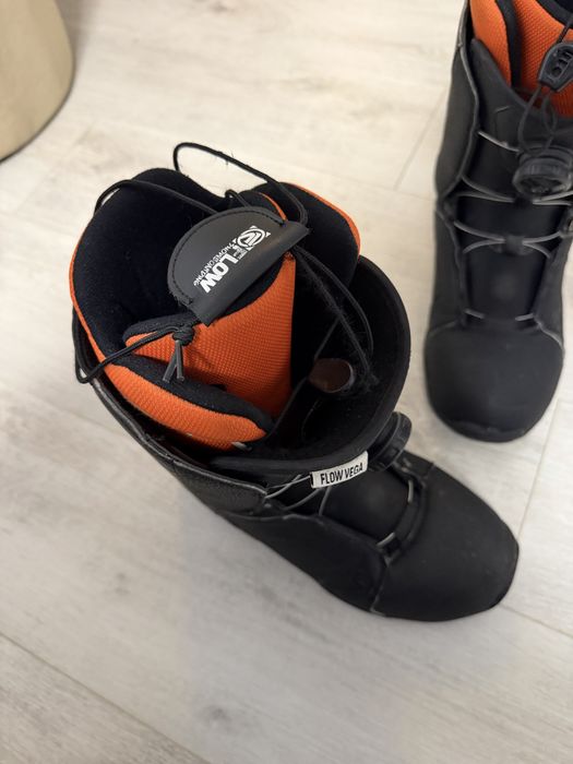 Boots Flow Vega Coiler Boa