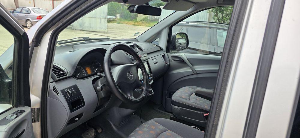 Mercedes  vito 2.2 cdi automat  5 locuri  autoutilitara
