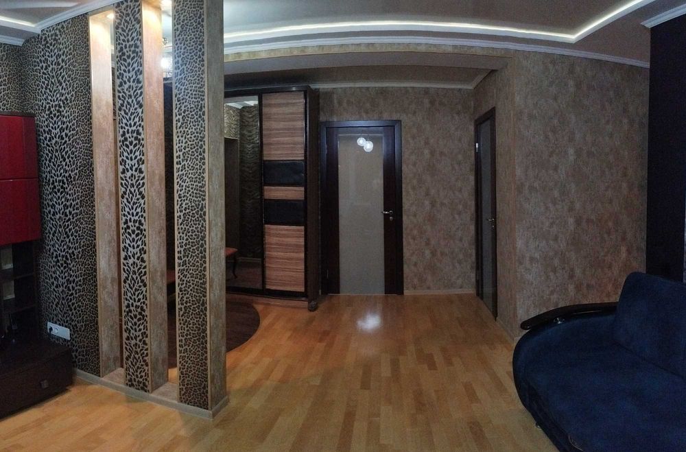 Продам трёхкомнатную квартиру