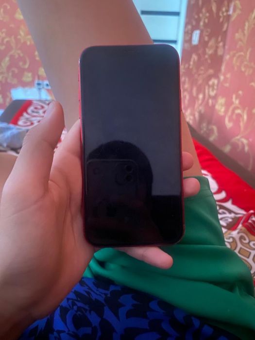 Айфон Хр сатылады