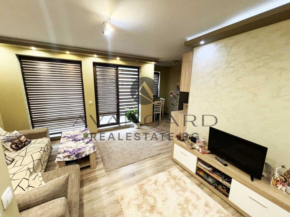 Продава се Двустаен апартамент в Пловдив, Кършияка - 65 кв.м за 2229 €/кв.м - Снимка #1