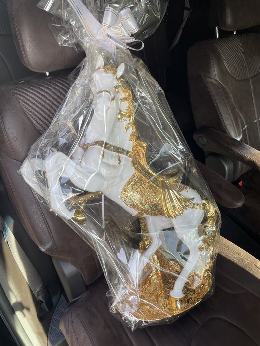 Лошадь (Новая) Статуэтка