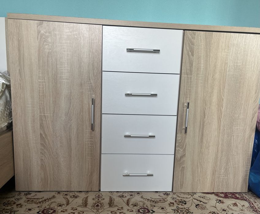 Спальный гарнитур