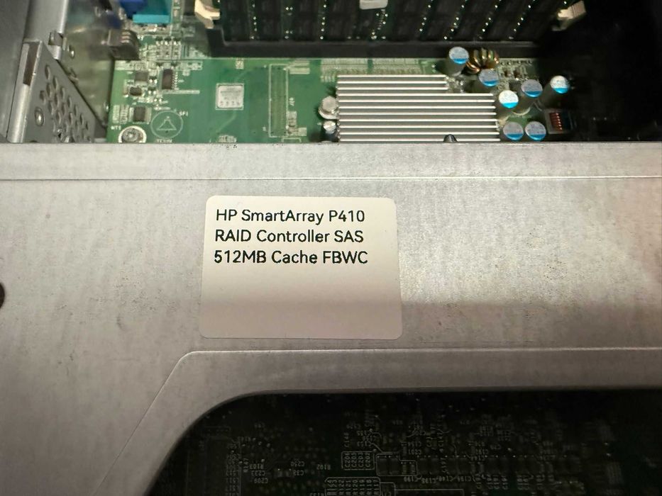 Server second hand HPE LeftHand P4300 G2 SAS
