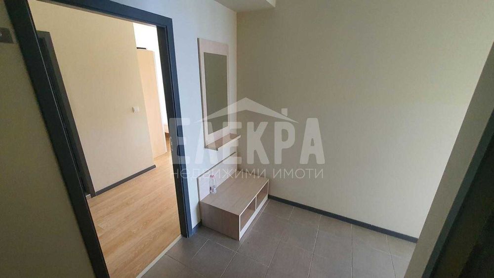 Продава се Четиристаен апартамент в Бяла - 180 кв.м за 834 €/кв.м - Снимка #12