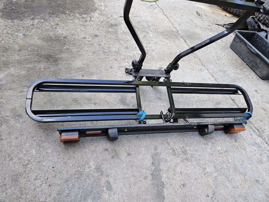 Suport pentru 2 biciclete ANWB se monteaza pe nuca de la carligul de r