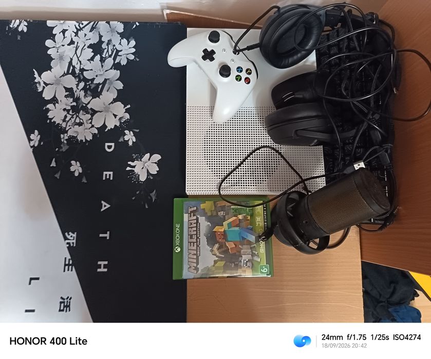 Продам xbox one s