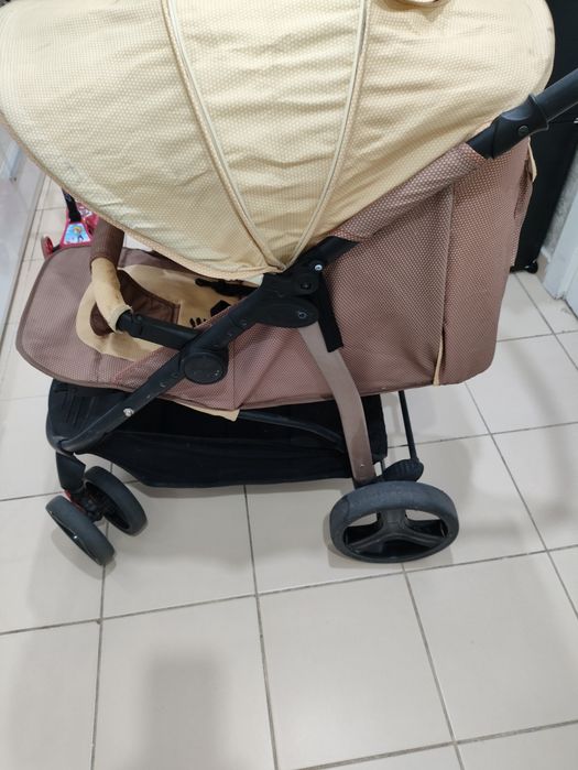 Продам детскую коляску
