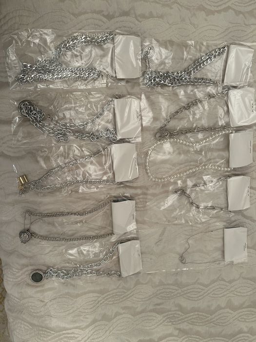 Продаются украшения