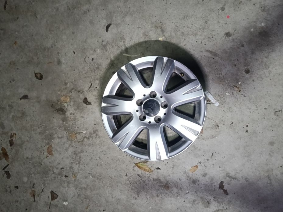 Vând set jante Mercedes c klasse