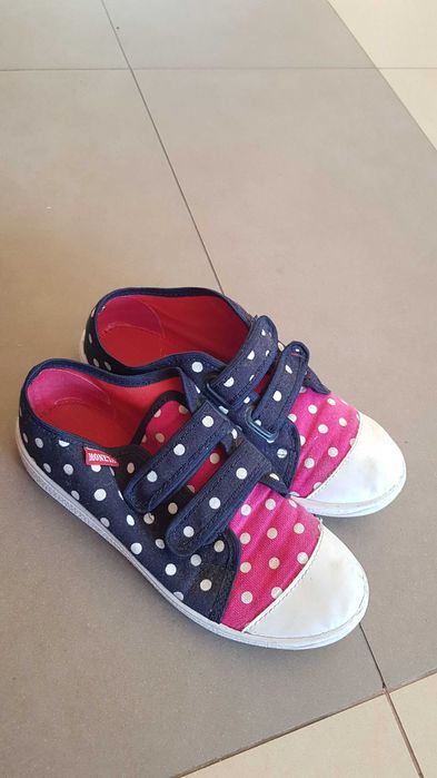 Гуменки за салона 36