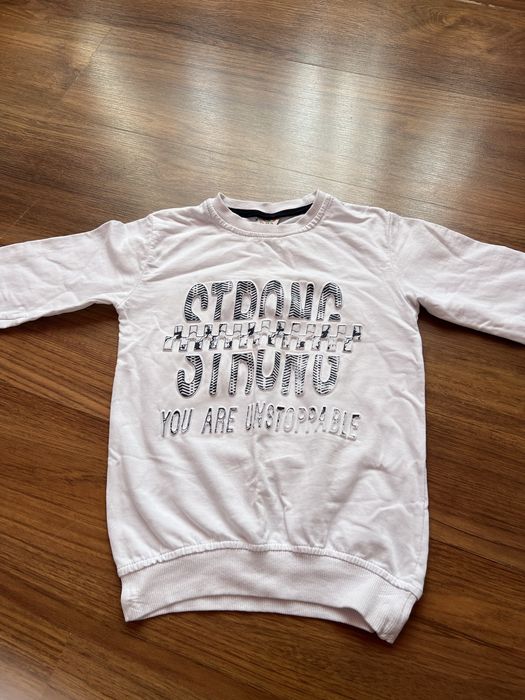 Продам одежду для малчика на 2,3 года