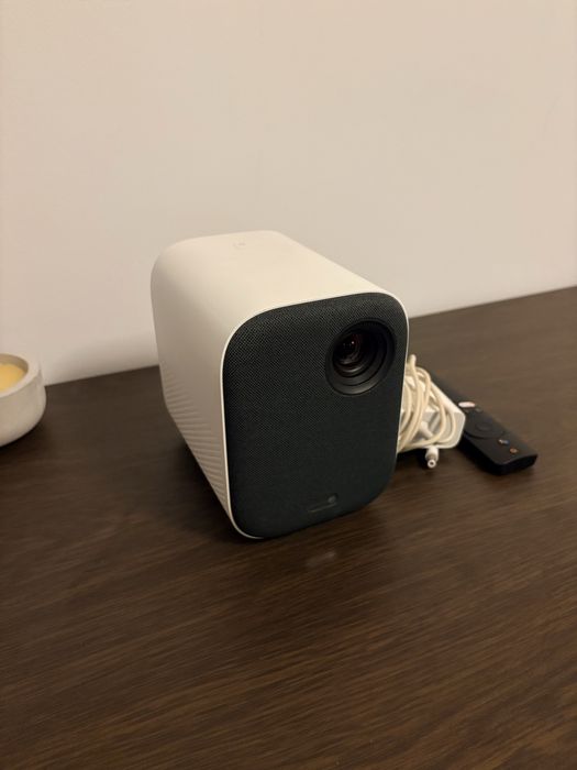 Proiector Xiaomi Mi Compact