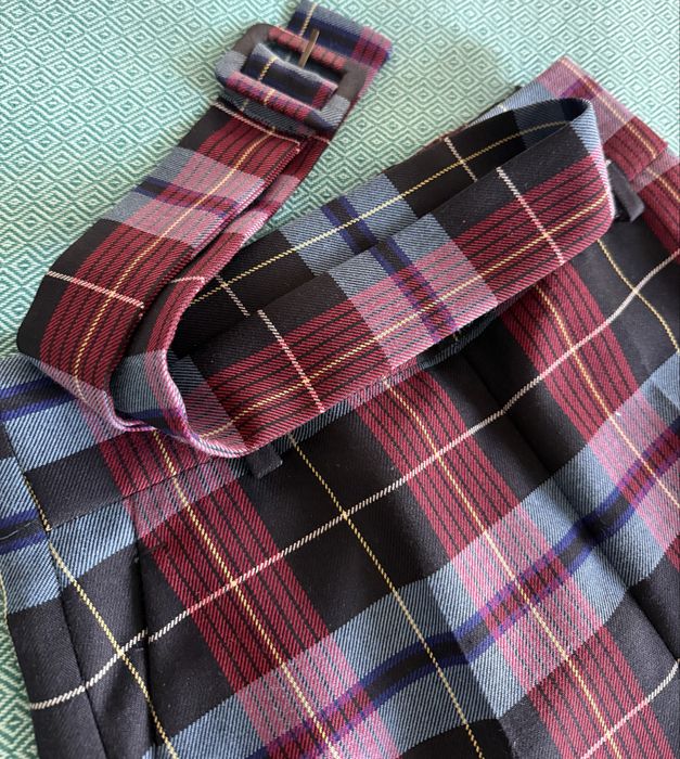 Vand pantaloni Zara in carouri