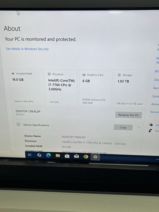 Calculator/PC Gaming• Asus Rog• i7-7700• 16gb ram• GTX 1060 de 6gb