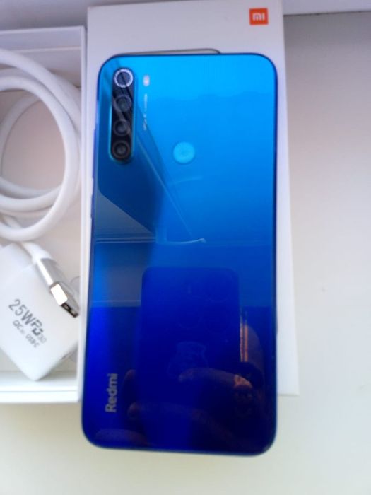 Продам телефон Редми нот 8 б/у отличном состояни